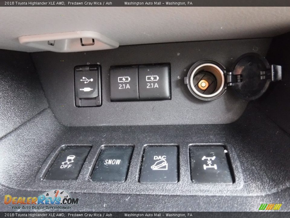 2018 Toyota Highlander XLE AWD Predawn Gray Mica / Ash Photo #10