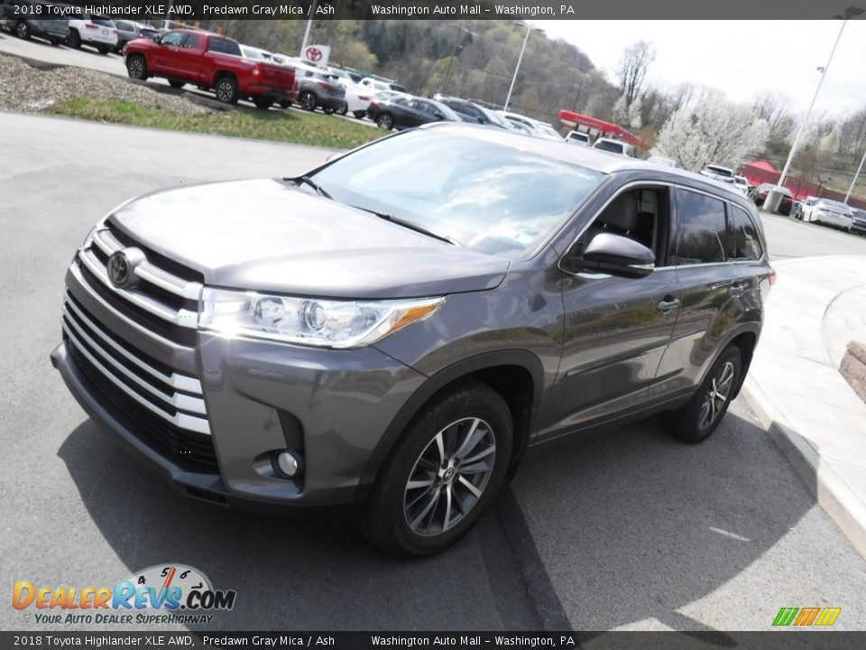 2018 Toyota Highlander XLE AWD Predawn Gray Mica / Ash Photo #15