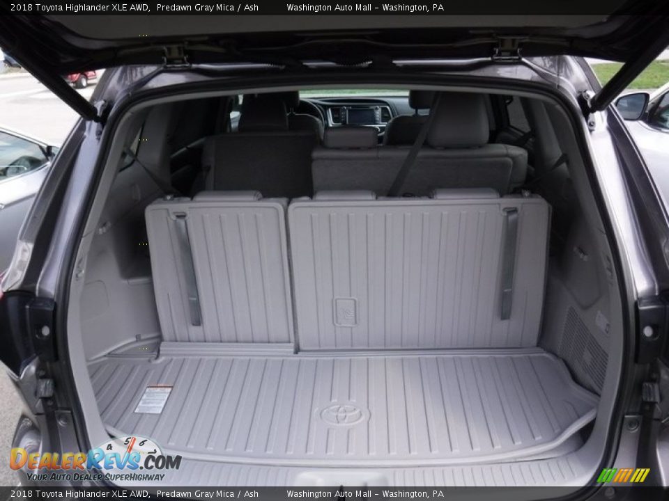2018 Toyota Highlander XLE AWD Predawn Gray Mica / Ash Photo #31