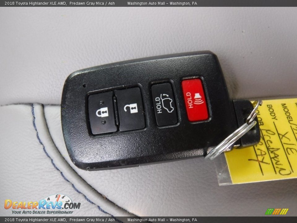 2018 Toyota Highlander XLE AWD Predawn Gray Mica / Ash Photo #33