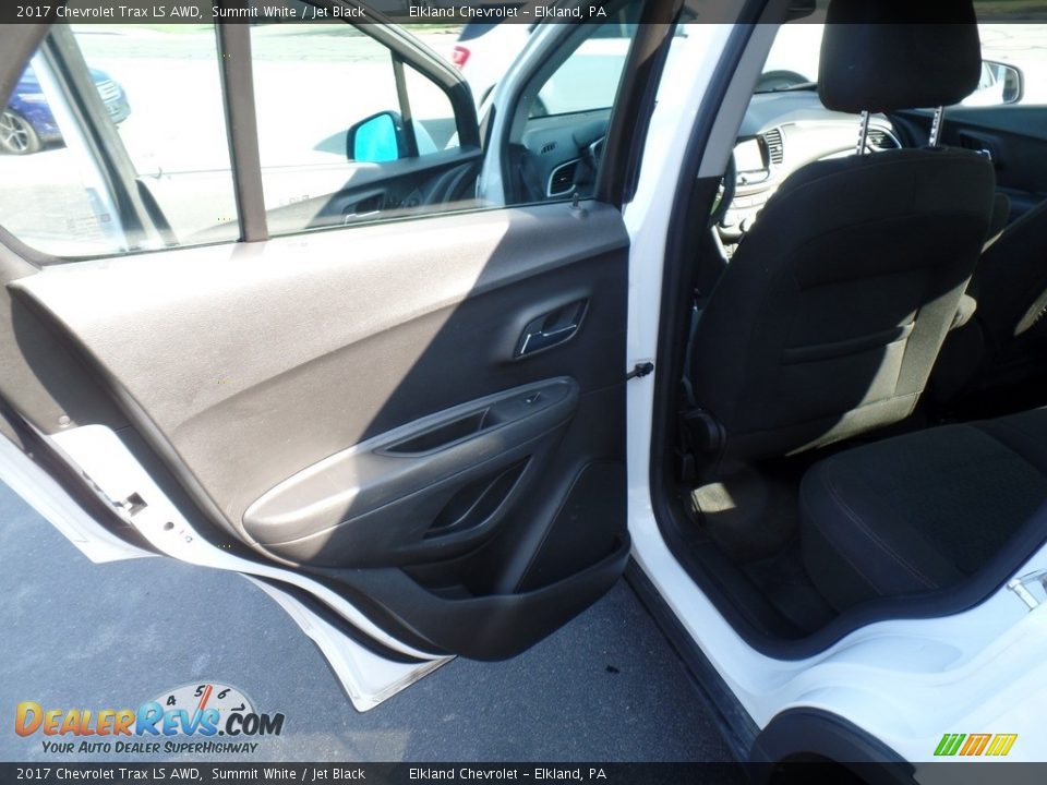 2017 Chevrolet Trax LS AWD Summit White / Jet Black Photo #26