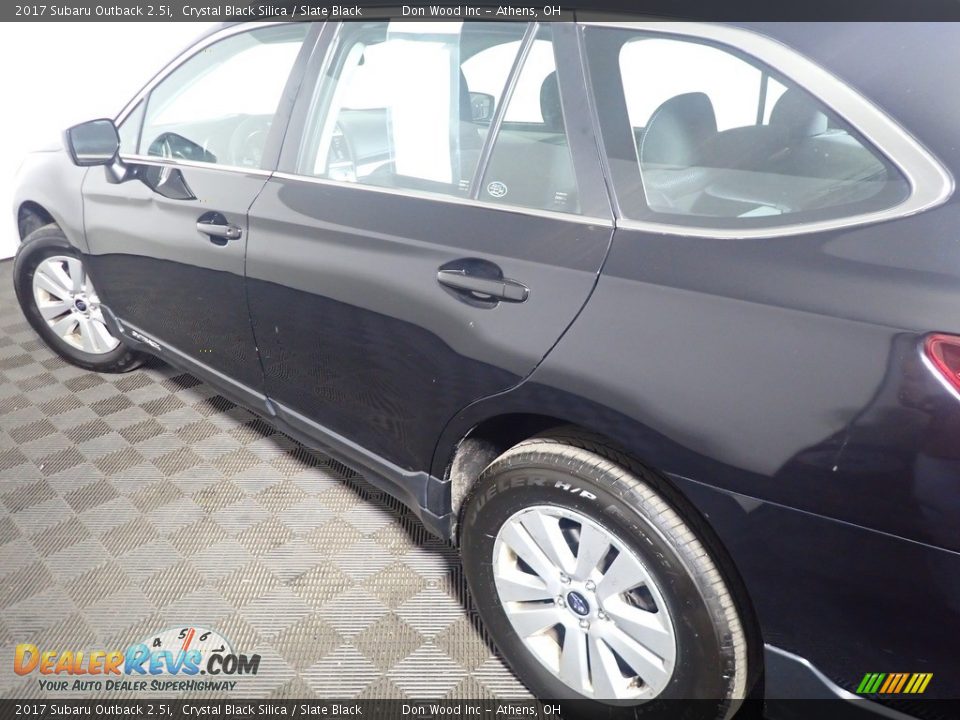 2017 Subaru Outback 2.5i Crystal Black Silica / Slate Black Photo #18