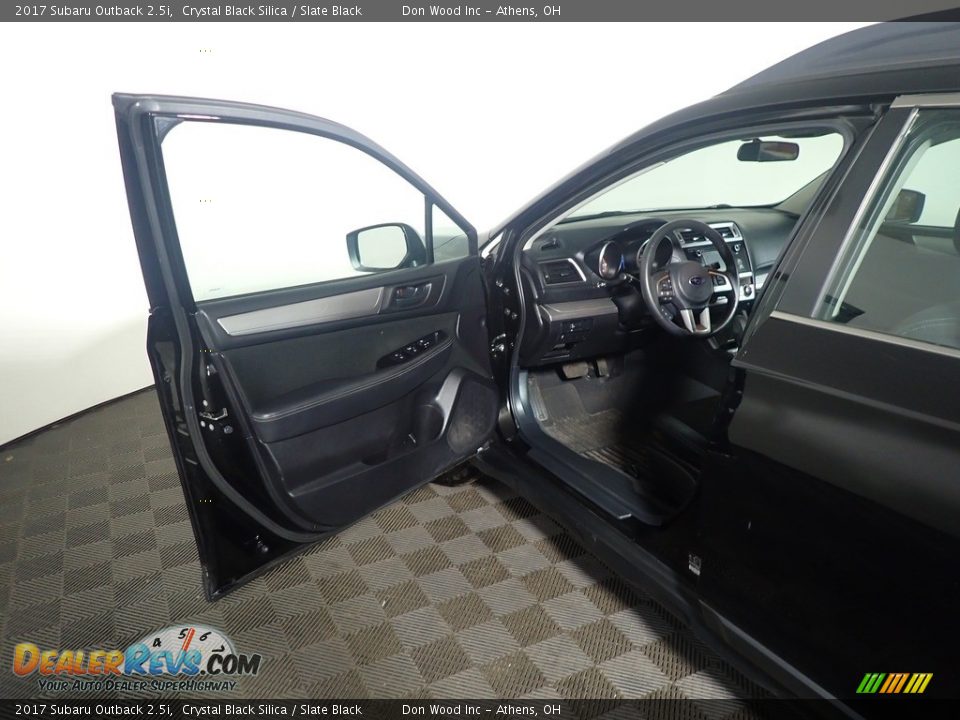 2017 Subaru Outback 2.5i Crystal Black Silica / Slate Black Photo #20