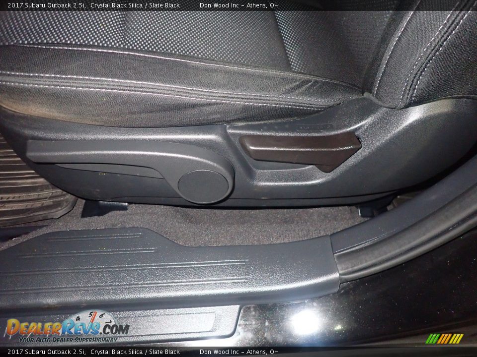 2017 Subaru Outback 2.5i Crystal Black Silica / Slate Black Photo #23
