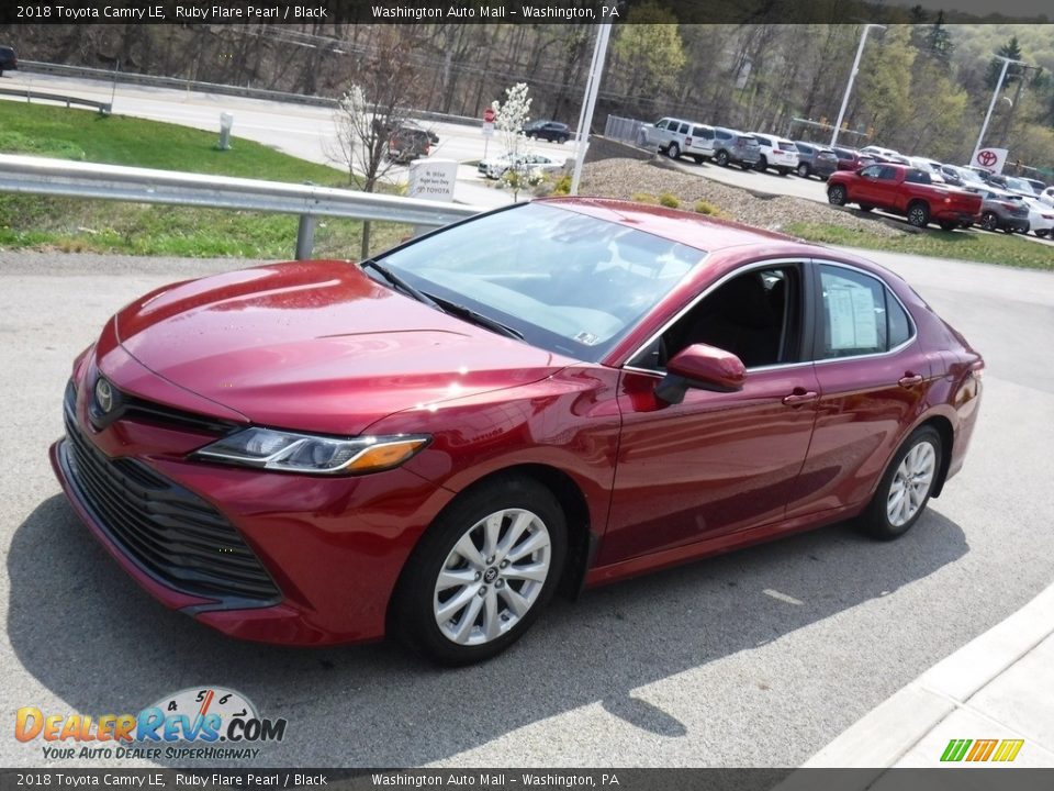 2018 Toyota Camry LE Ruby Flare Pearl / Black Photo #10