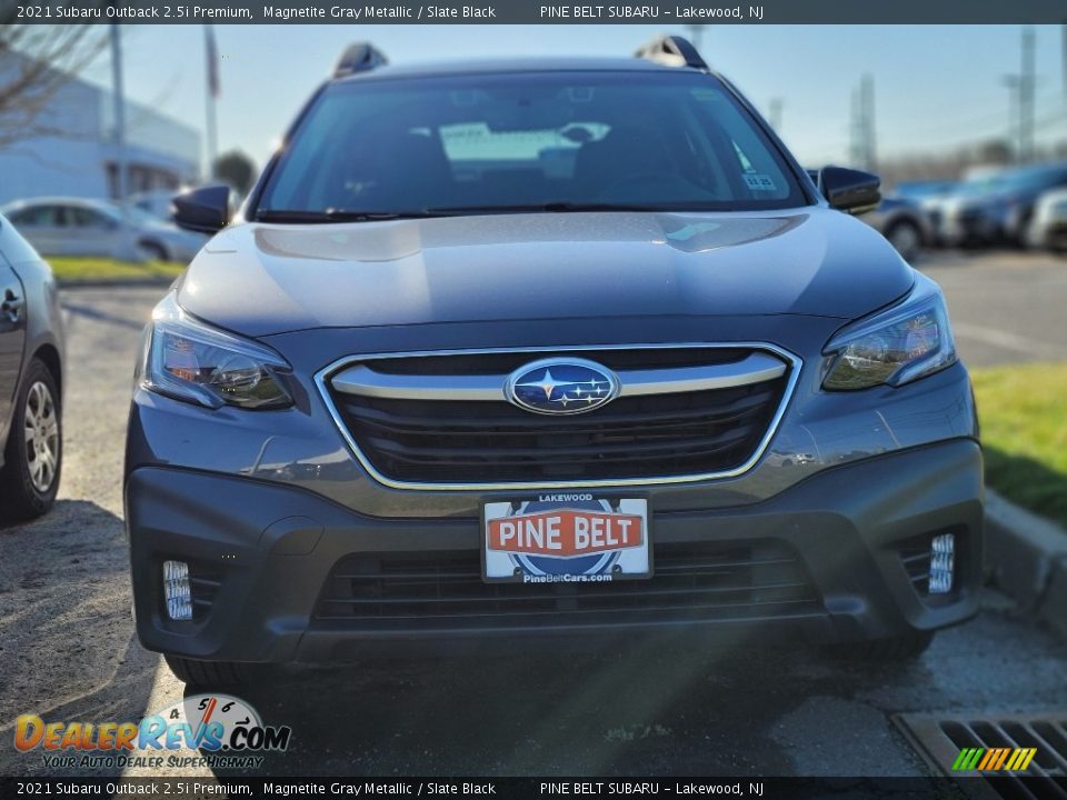 2021 Subaru Outback 2.5i Premium Magnetite Gray Metallic / Slate Black Photo #2