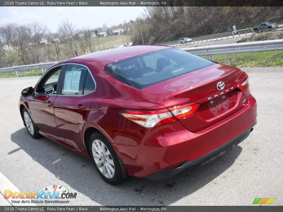 2018 Toyota Camry LE Ruby Flare Pearl / Black Photo #12