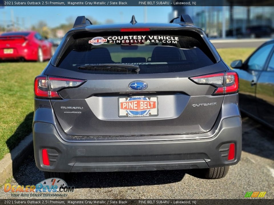 2021 Subaru Outback 2.5i Premium Magnetite Gray Metallic / Slate Black Photo #3