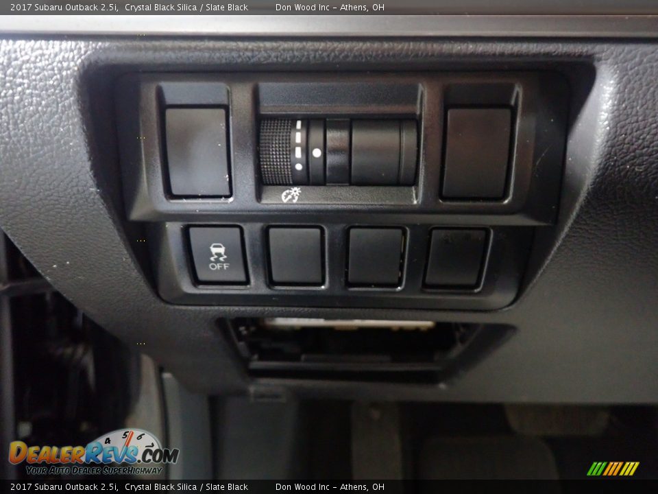 2017 Subaru Outback 2.5i Crystal Black Silica / Slate Black Photo #31