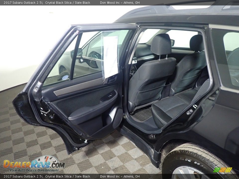 2017 Subaru Outback 2.5i Crystal Black Silica / Slate Black Photo #34