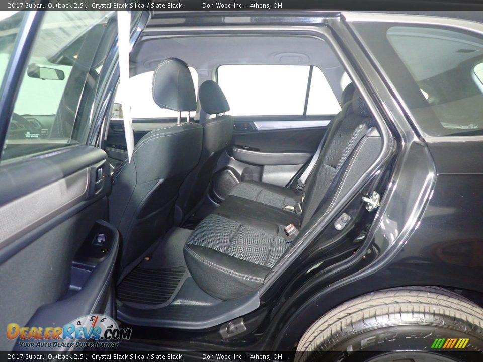 2017 Subaru Outback 2.5i Crystal Black Silica / Slate Black Photo #35
