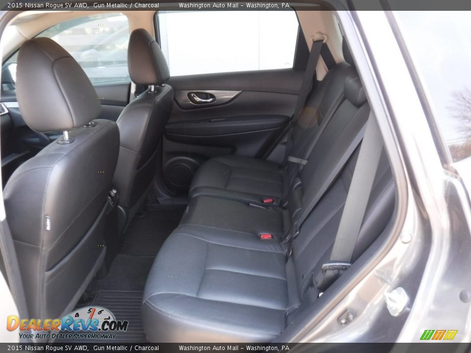 2015 Nissan Rogue SV AWD Gun Metallic / Charcoal Photo #24