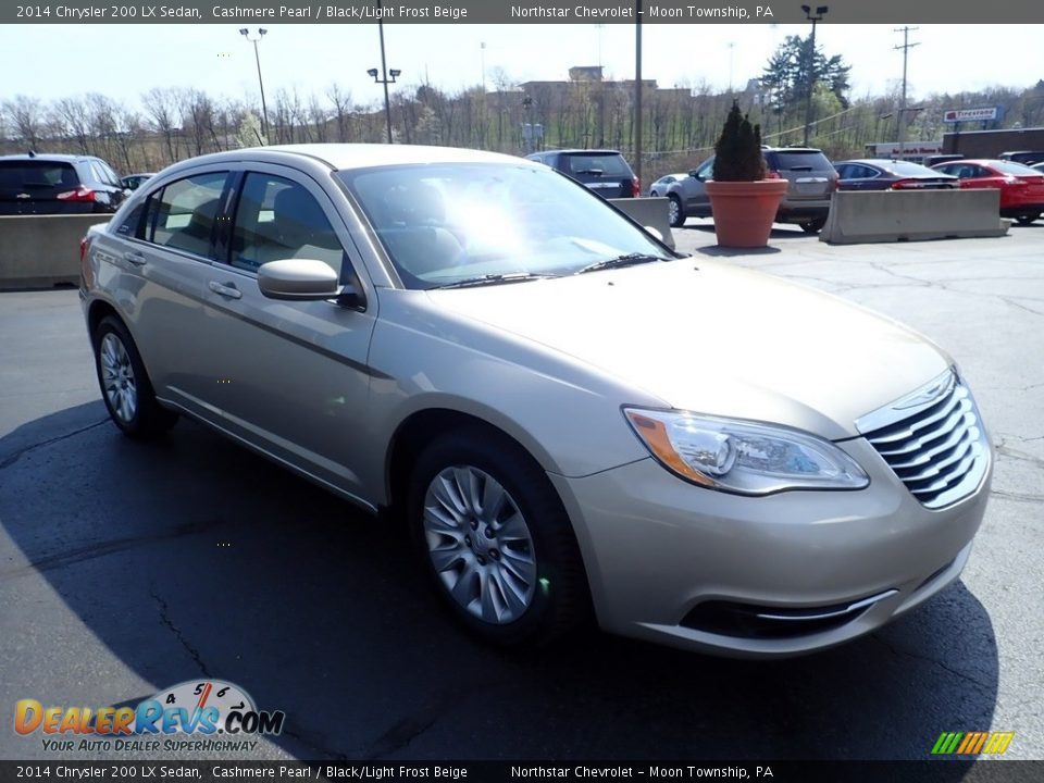 2014 Chrysler 200 LX Sedan Cashmere Pearl / Black/Light Frost Beige Photo #10