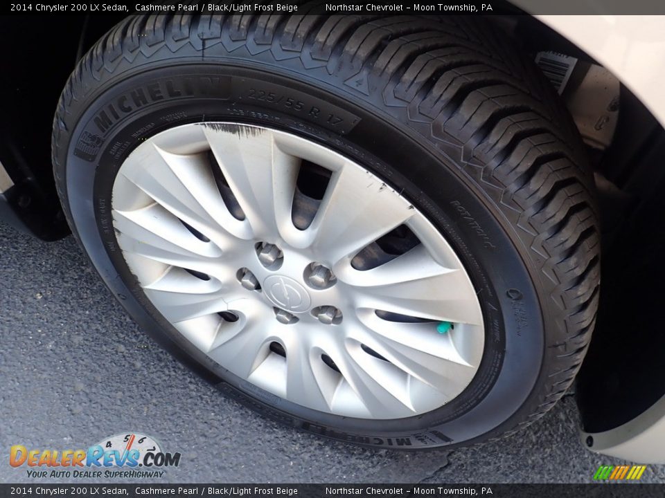 2014 Chrysler 200 LX Sedan Cashmere Pearl / Black/Light Frost Beige Photo #13