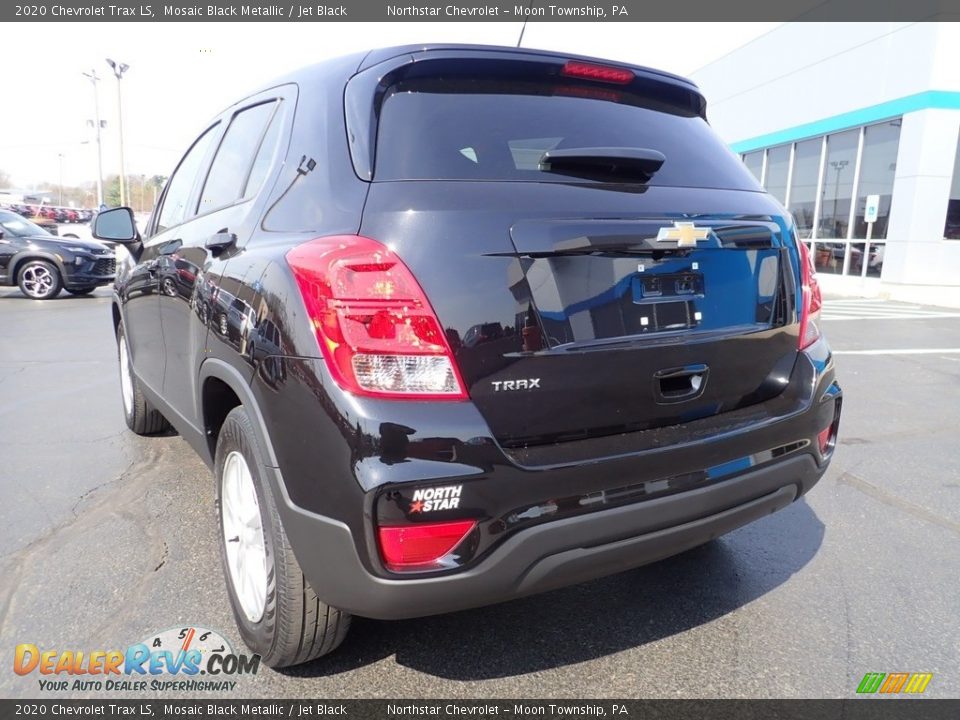 2020 Chevrolet Trax LS Mosaic Black Metallic / Jet Black Photo #5