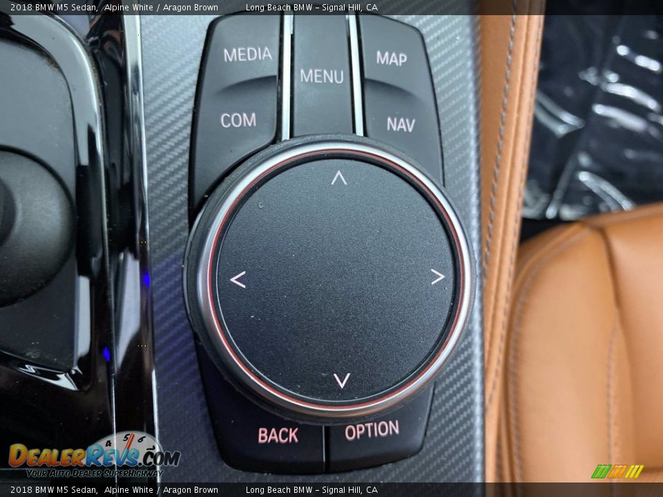 2018 BMW M5 Sedan Alpine White / Aragon Brown Photo #30