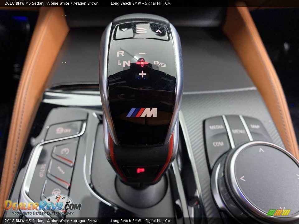 2018 BMW M5 Sedan Shifter Photo #31