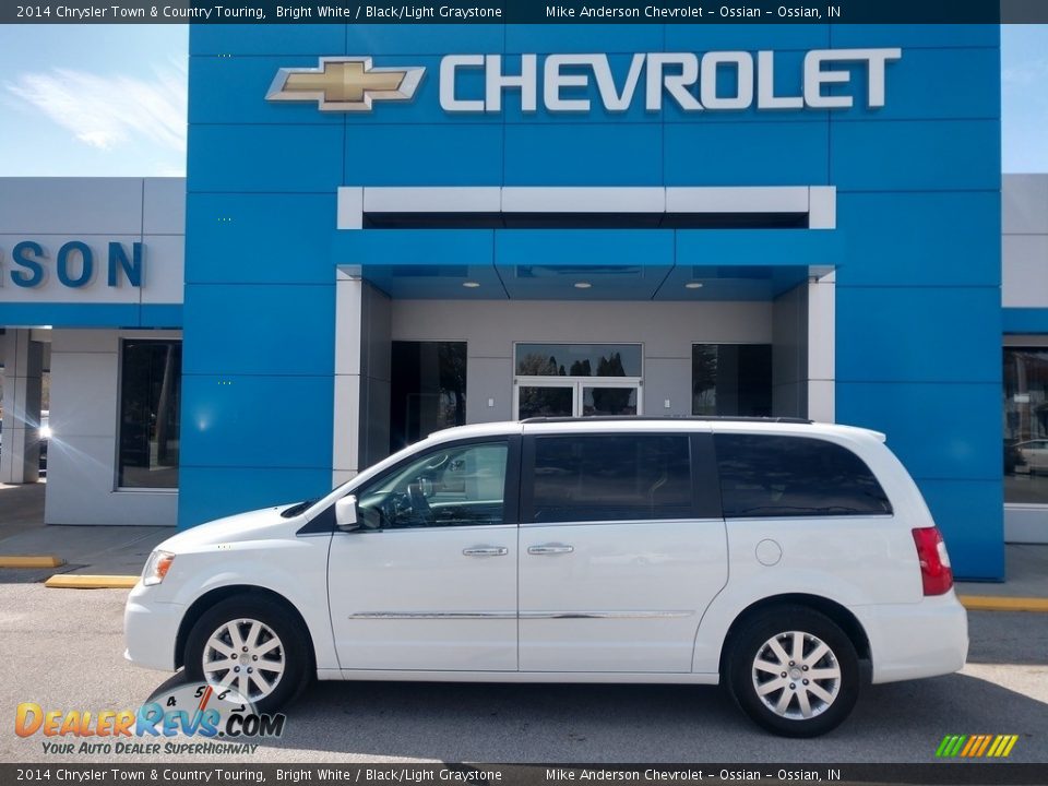 2014 Chrysler Town & Country Touring Bright White / Black/Light Graystone Photo #1