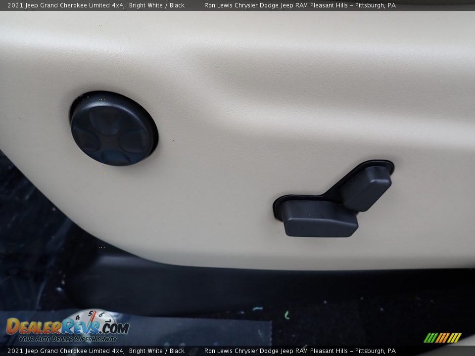 2021 Jeep Grand Cherokee Limited 4x4 Bright White / Black Photo #16