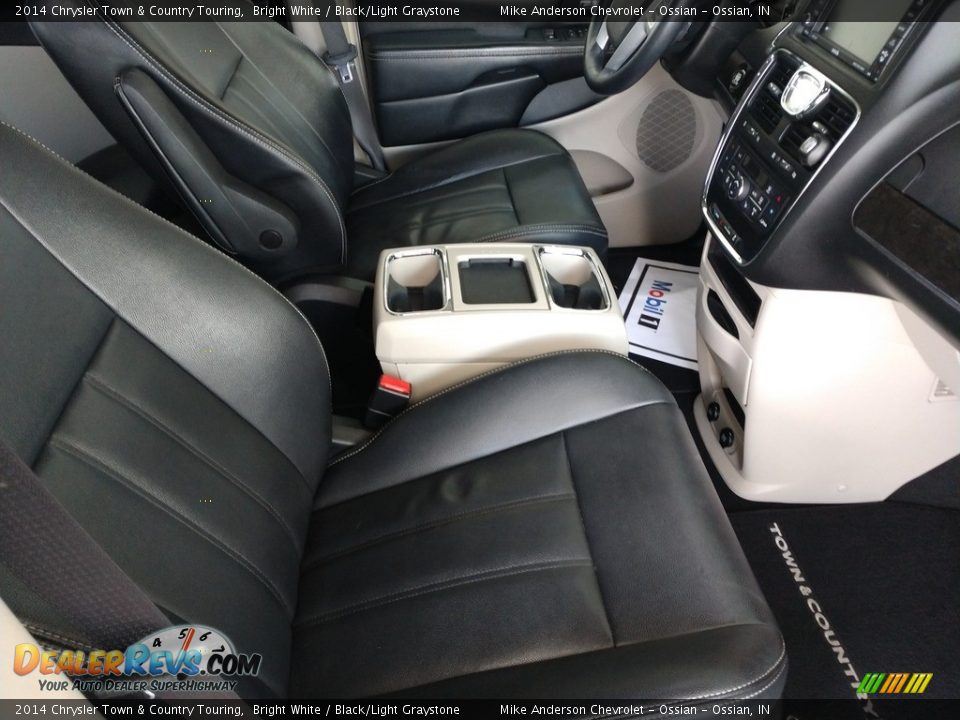 2014 Chrysler Town & Country Touring Bright White / Black/Light Graystone Photo #19