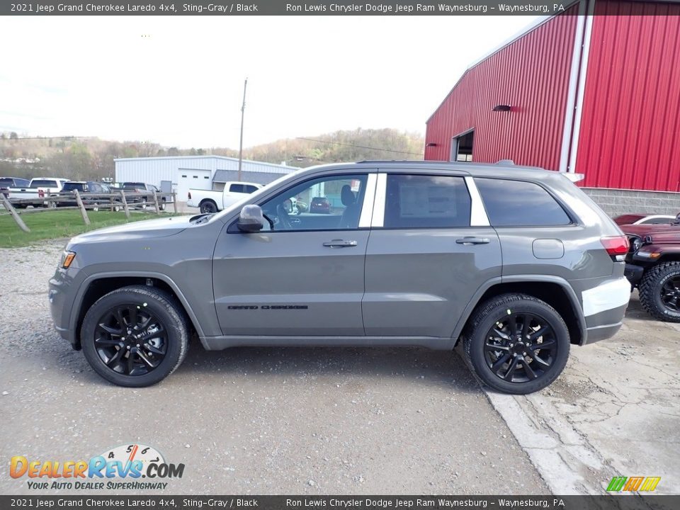 2021 Jeep Grand Cherokee Laredo 4x4 Sting-Gray / Black Photo #2