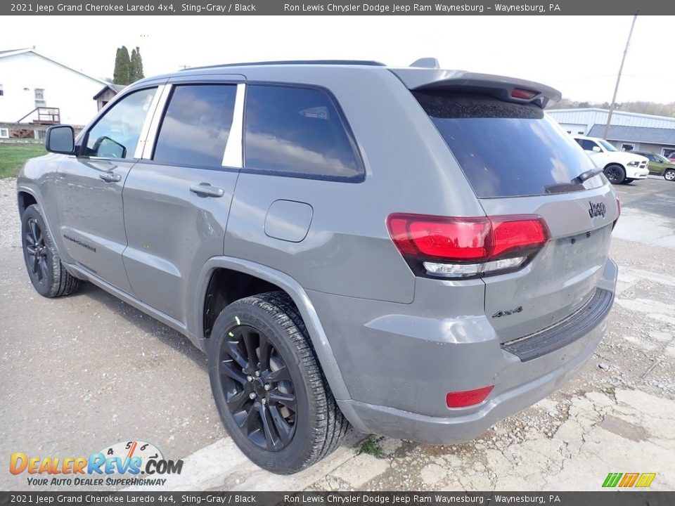 2021 Jeep Grand Cherokee Laredo 4x4 Sting-Gray / Black Photo #3