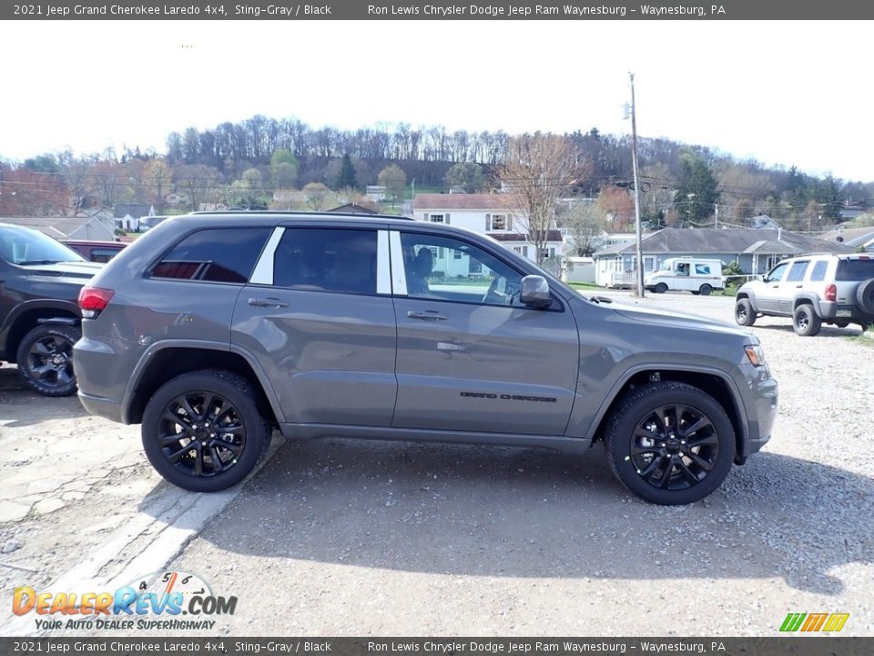 2021 Jeep Grand Cherokee Laredo 4x4 Sting-Gray / Black Photo #6