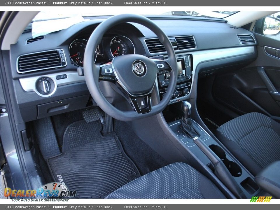 2018 Volkswagen Passat S Platinum Gray Metallic / Titan Black Photo #13