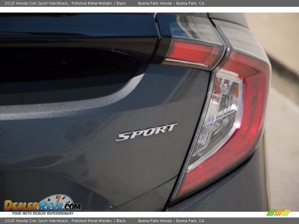 2018 Honda Civic Sport Hatchback Polished Metal Metallic / Black Photo #11