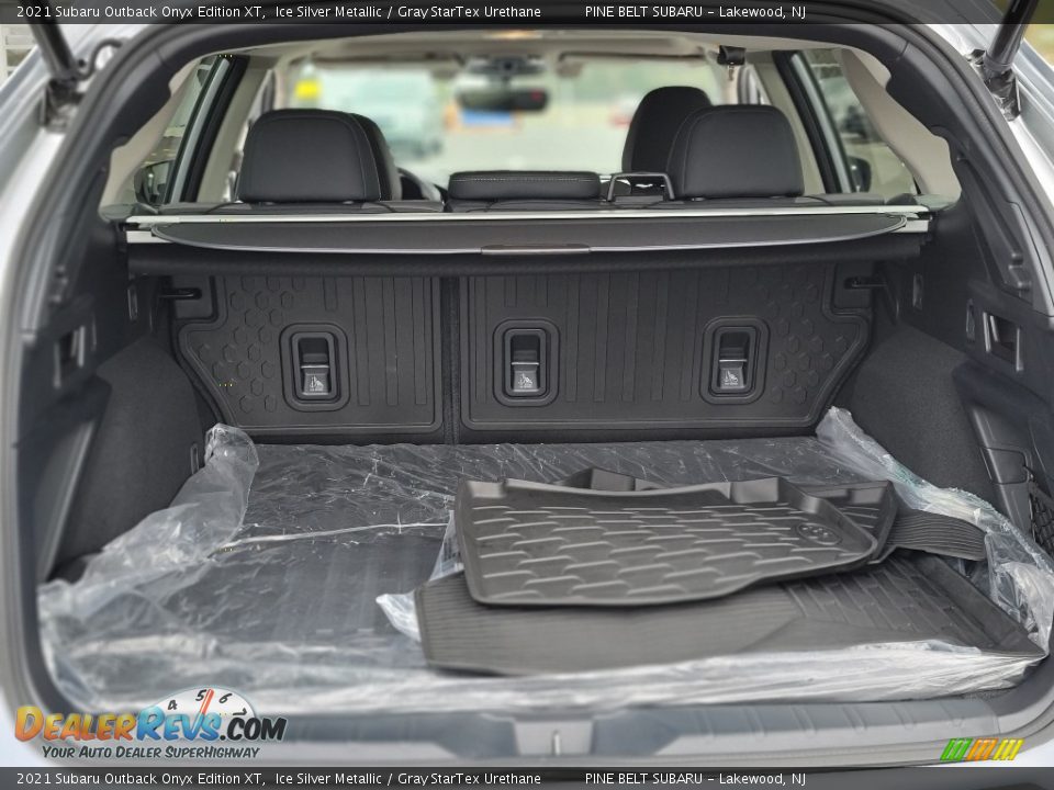 2021 Subaru Outback Onyx Edition XT Trunk Photo #29