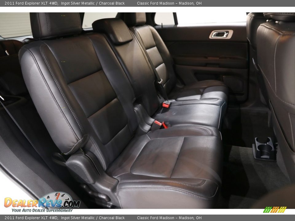 2011 Ford Explorer XLT 4WD Ingot Silver Metallic / Charcoal Black Photo #15