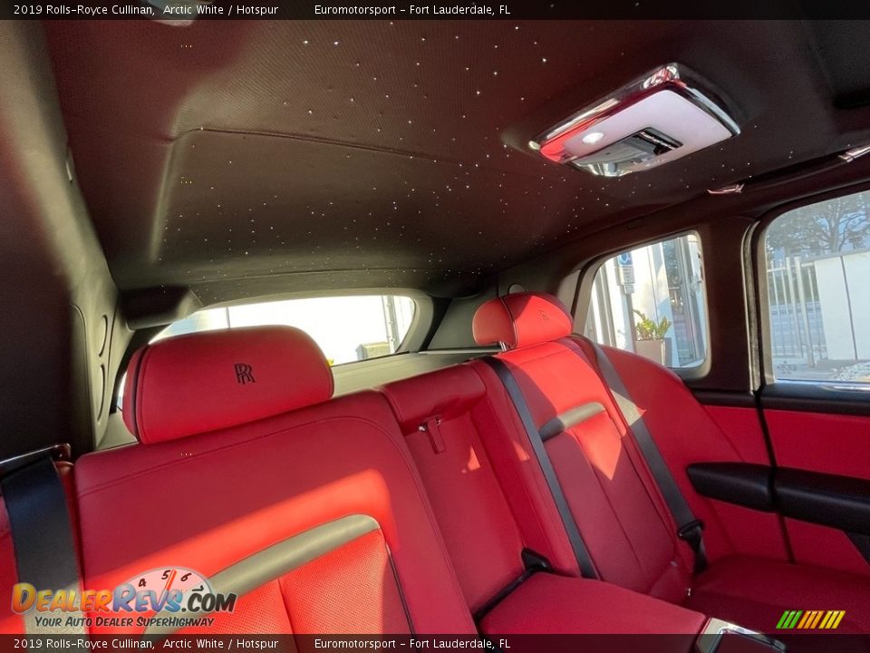 Rear Seat of 2019 Rolls-Royce Cullinan  Photo #9