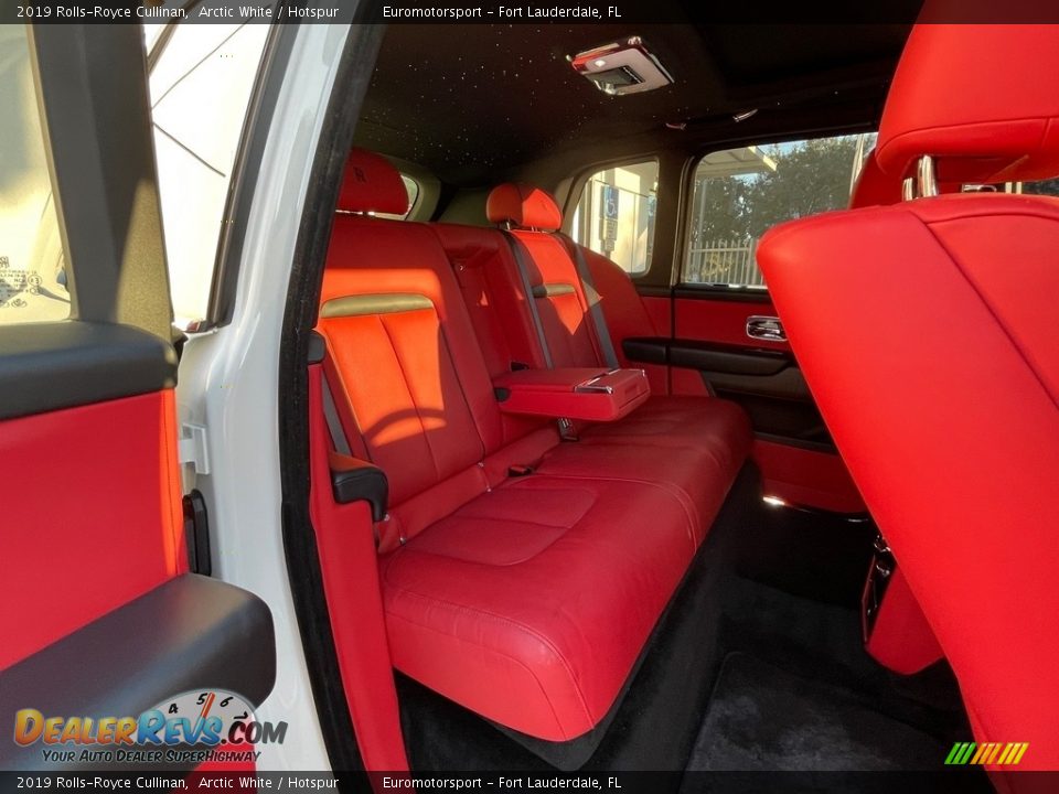 Rear Seat of 2019 Rolls-Royce Cullinan  Photo #10