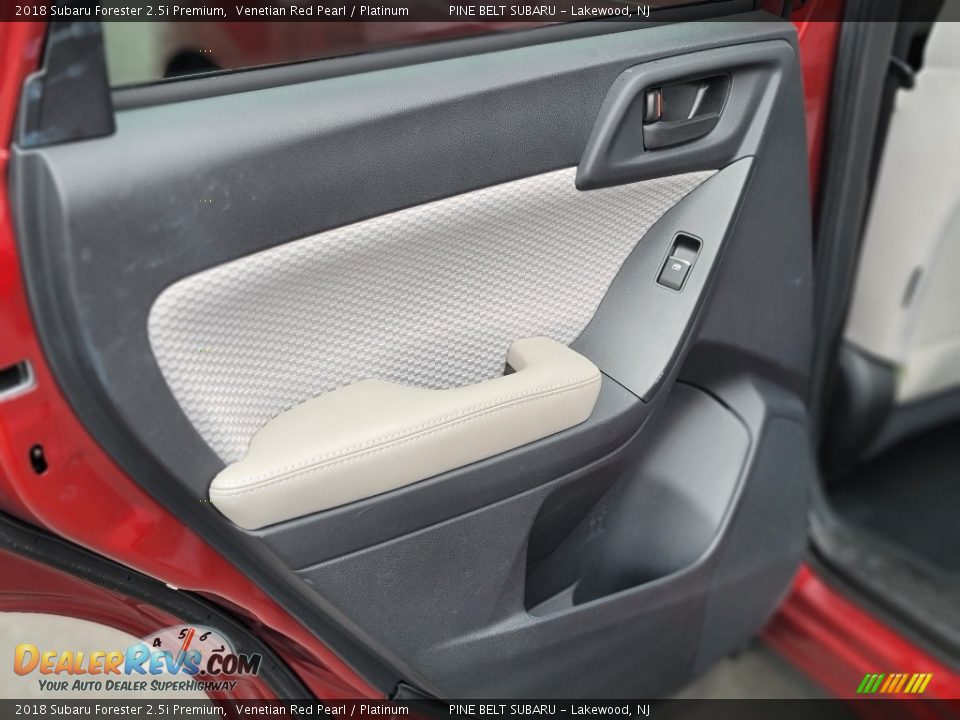 2018 Subaru Forester 2.5i Premium Venetian Red Pearl / Platinum Photo #30
