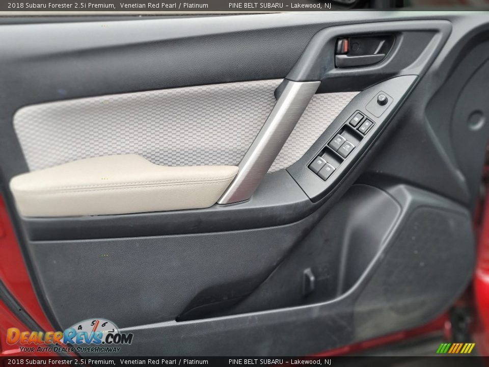 2018 Subaru Forester 2.5i Premium Venetian Red Pearl / Platinum Photo #33