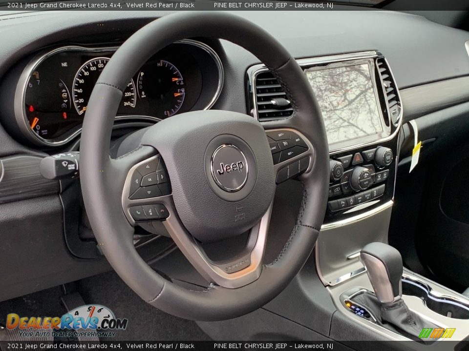 2021 Jeep Grand Cherokee Laredo 4x4 Velvet Red Pearl / Black Photo #12