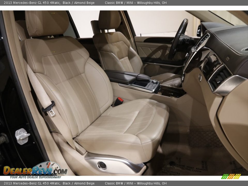 2013 Mercedes-Benz GL 450 4Matic Black / Almond Beige Photo #17