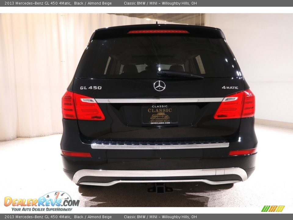 2013 Mercedes-Benz GL 450 4Matic Black / Almond Beige Photo #23