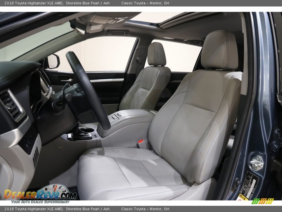 2018 Toyota Highlander XLE AWD Shoreline Blue Pearl / Ash Photo #5