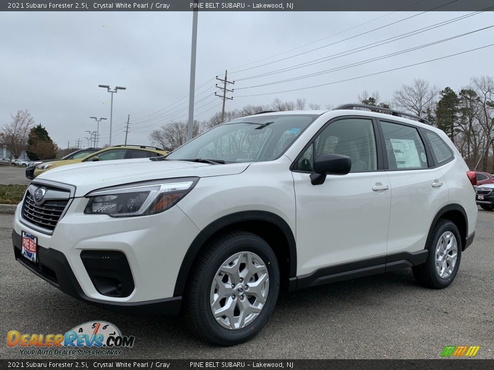 2021 Subaru Forester 2.5i Crystal White Pearl / Gray Photo #1