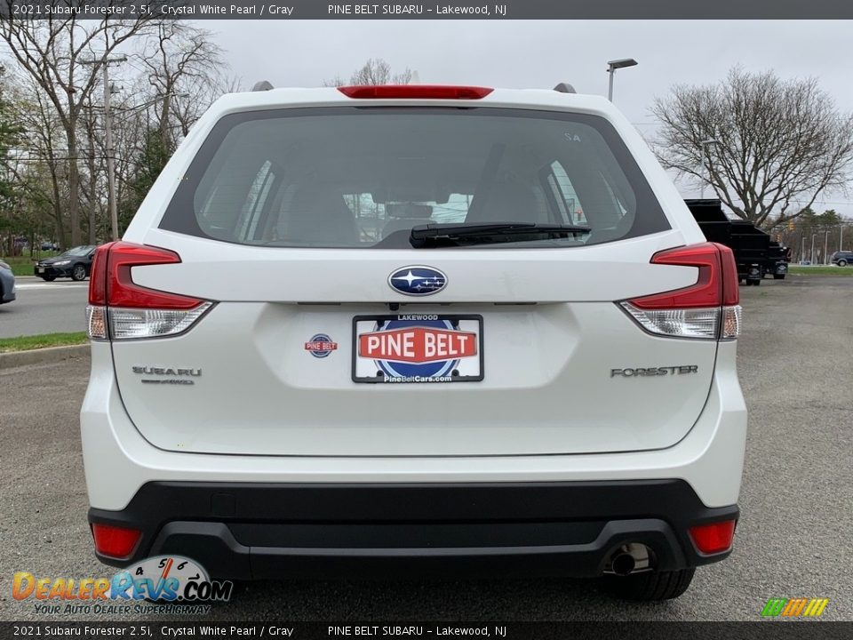 2021 Subaru Forester 2.5i Crystal White Pearl / Gray Photo #7