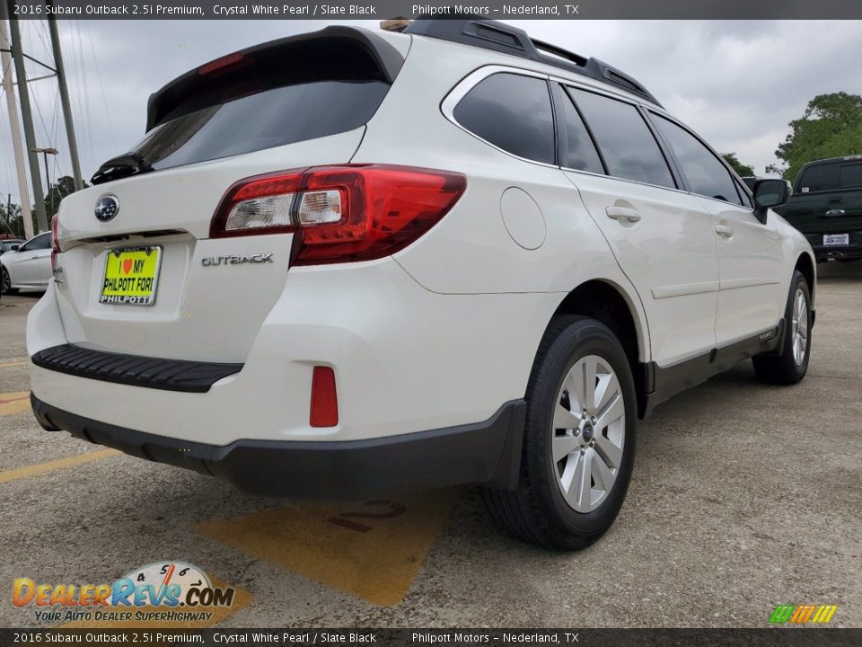 2016 Subaru Outback 2.5i Premium Crystal White Pearl / Slate Black Photo #3