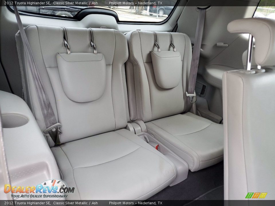 2012 Toyota Highlander SE Classic Silver Metallic / Ash Photo #21