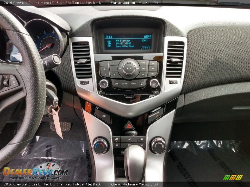 2016 Chevrolet Cruze Limited LT Siren Red Tintcoat / Jet Black Photo #12