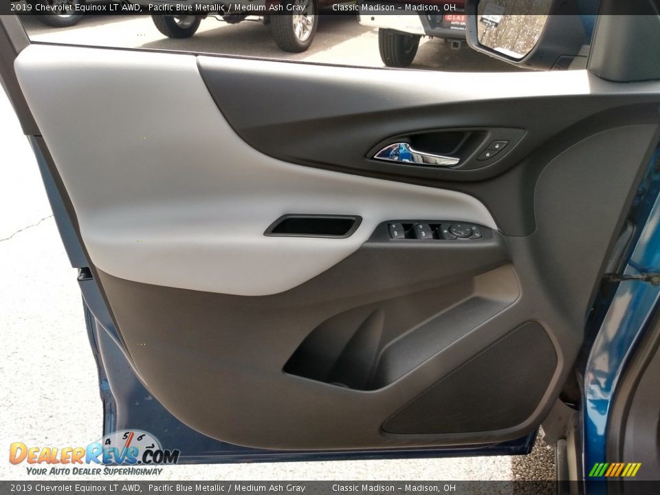 2019 Chevrolet Equinox LT AWD Pacific Blue Metallic / Medium Ash Gray Photo #9