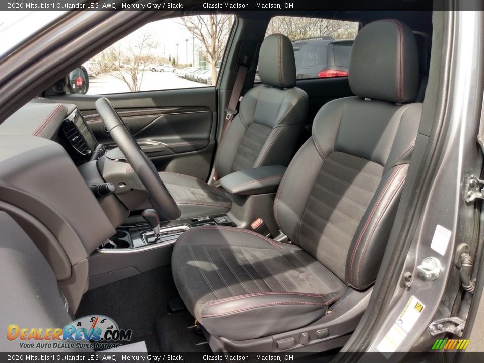 Black Interior - 2020 Mitsubishi Outlander LE S-AWC Photo #2