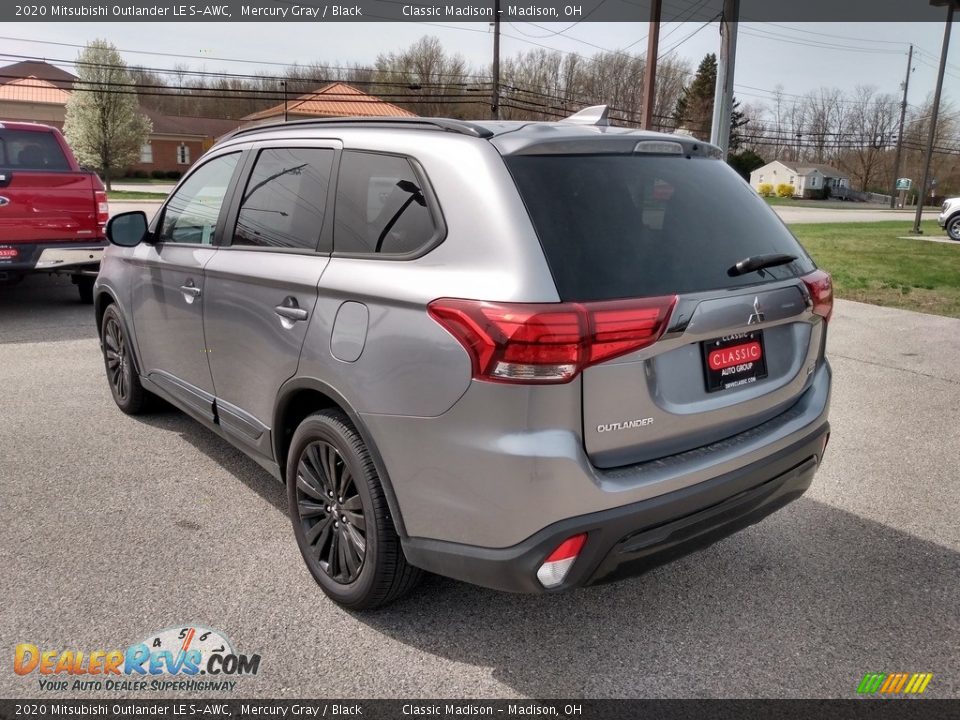 2020 Mitsubishi Outlander LE S-AWC Mercury Gray / Black Photo #6