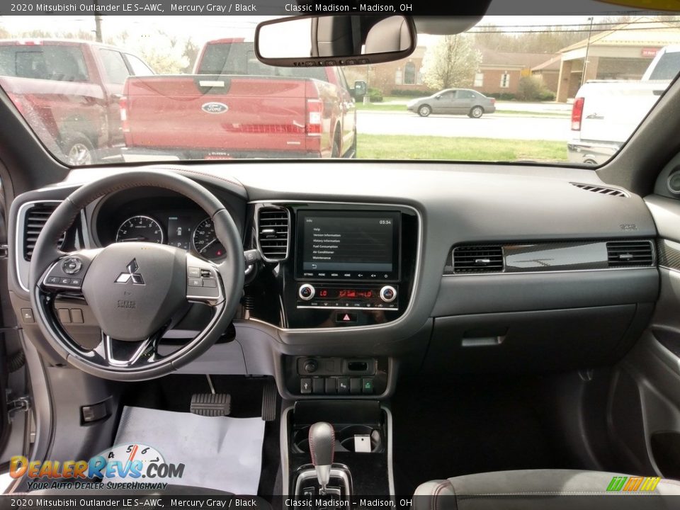 Dashboard of 2020 Mitsubishi Outlander LE S-AWC Photo #11