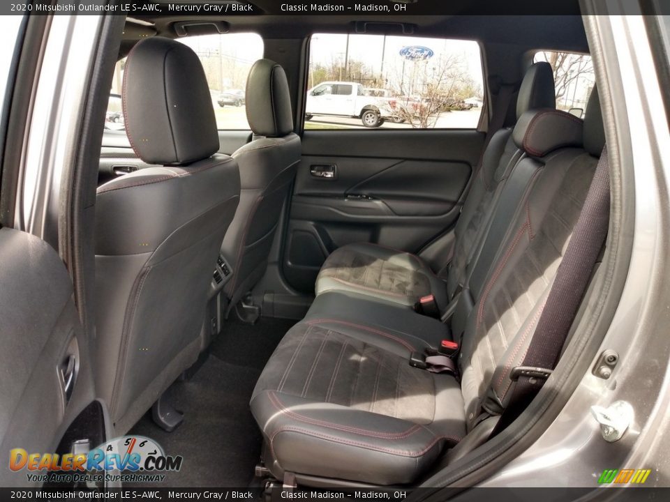 Rear Seat of 2020 Mitsubishi Outlander LE S-AWC Photo #13