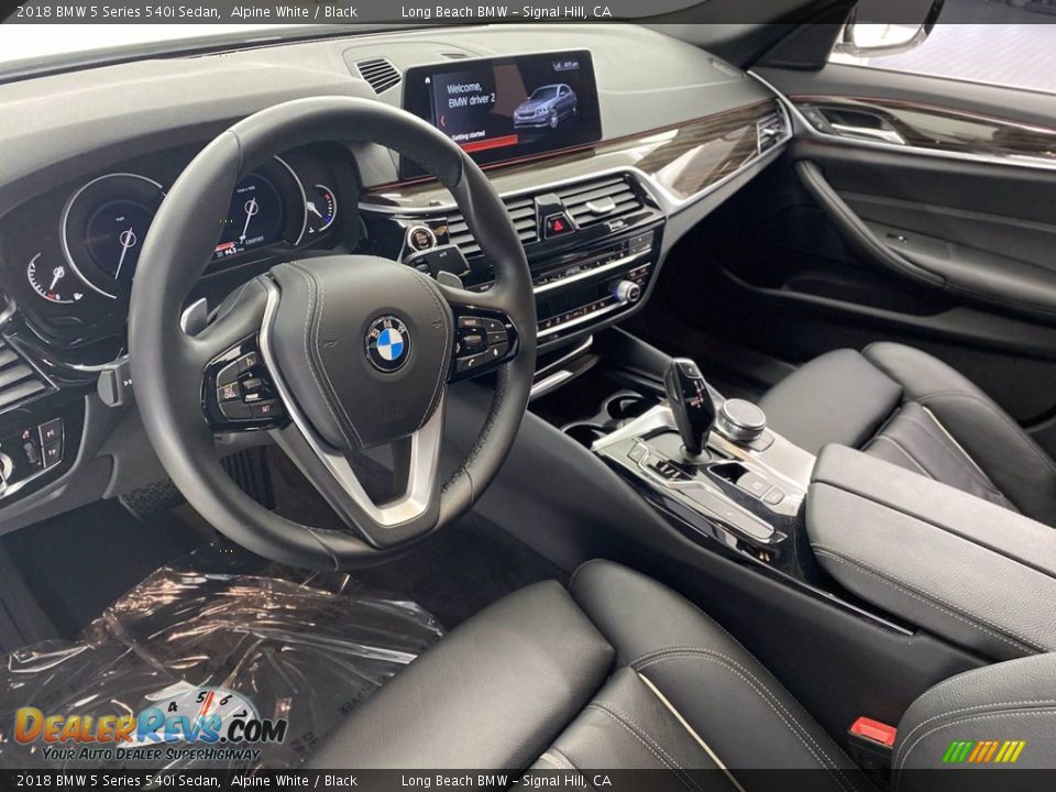 2018 BMW 5 Series 540i Sedan Alpine White / Black Photo #16